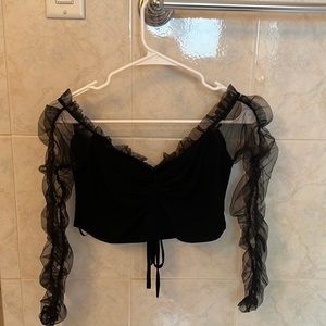 Black, cropped, puff sleeve shirt